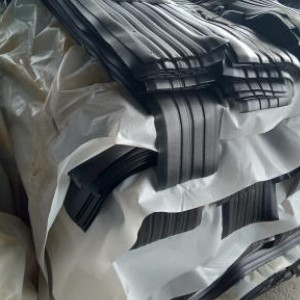 Каучук материалдарын сақтау және беру жүйесі оңтайландырылған жаңартылған қойма кешені